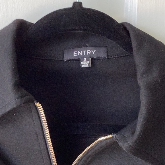Womens black Entry size small jacket - Picture 3 of 6